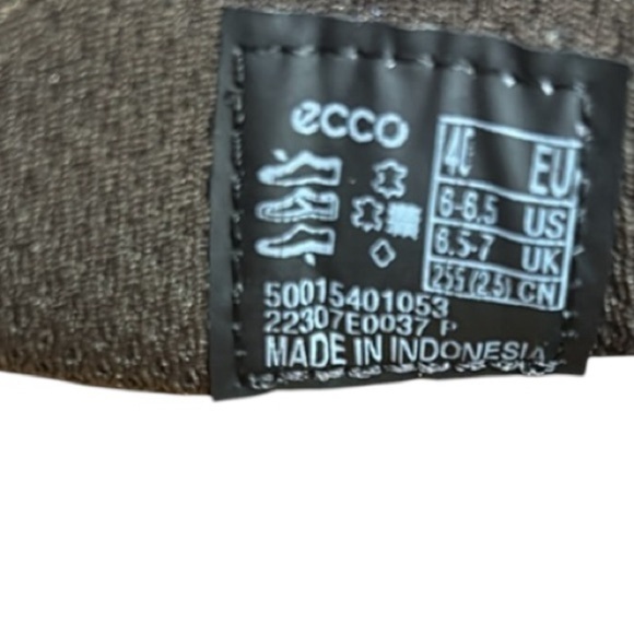 ECCO Helsinki 2,men slip on dressy shoes loafers,sz 6.5 leather!
office,event - Picture 11 of 17